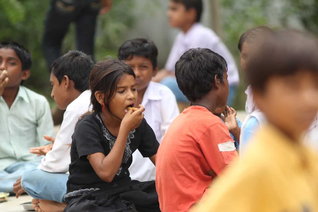 Why Indians Eat With Their Hands