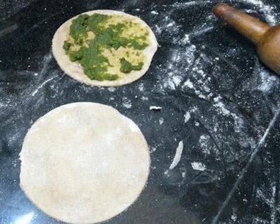 Vibrant Mint-Coriander Paratha: A Flavorful Indian Flatbread - Plattershare - Recipes, food stories and food lovers Vibrant Mint-Coriander Paratha: A Flavorful Indian Flatbread - Plattershare - Recipes, food stories and food lovers