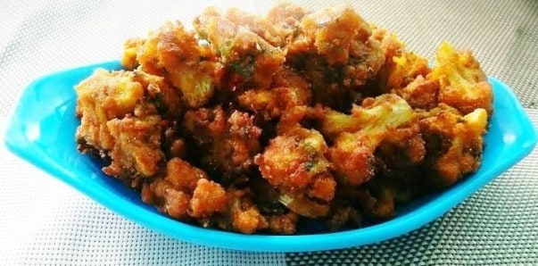 Masala Cauliflower Pakoras - Plattershare - Recipes, food stories and food lovers