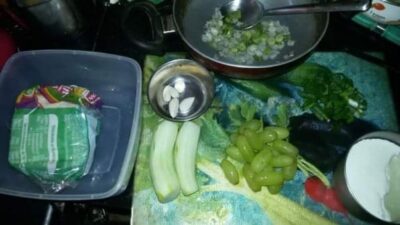 Chilled Cucumber, Grape, and Almond Soup: A Refreshing Summer Delight - Plattershare - Recipes, food stories and food lovers Chilled Cucumber, Grape, and Almond Soup: A Refreshing Summer Delight - Plattershare - Recipes, food stories and food lovers