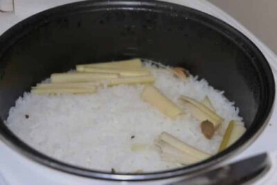 Fragrant Thai Lemongrass Rice - Plattershare - Recipes, food stories and food lovers Fragrant Thai Lemongrass Rice - Plattershare - Recipes, food stories and food lovers