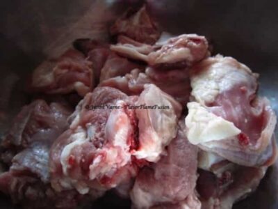 Seyal Ghosht: A Flavorful Sindhi Lamb Curry - Plattershare - Recipes, food stories and food lovers Seyal Ghosht: A Flavorful Sindhi Lamb Curry - Plattershare - Recipes, food stories and food lovers
