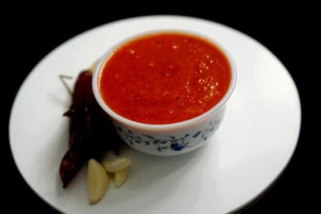 Rajasthani Dry Red Chilli Garlic Chutney - Plattershare - Recipes, Food Stories And Food Enthusiasts