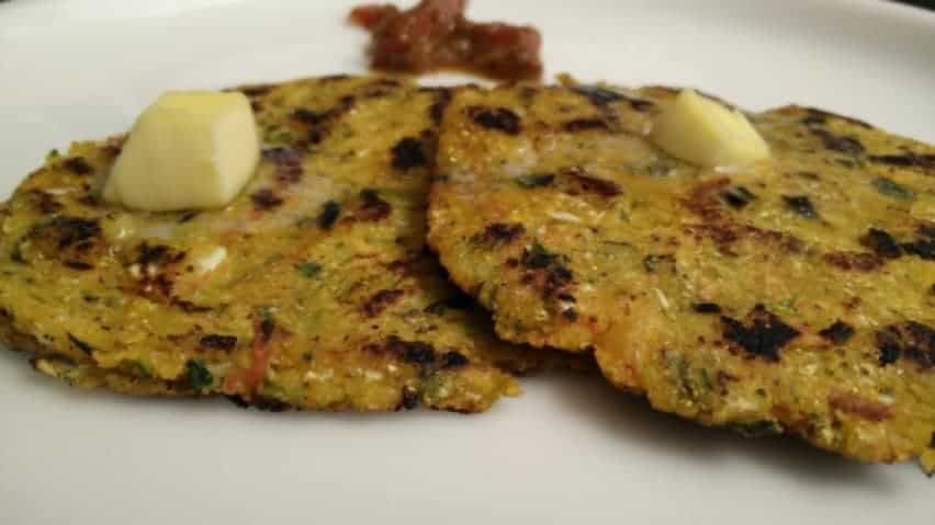 Stuffed Makki Ki Roti - Plattershare - Recipes, food stories and food lovers