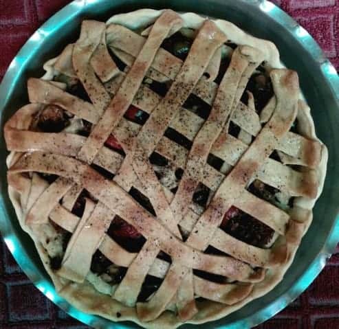 Veg Pie - Plattershare - Recipes, Food Stories And Food Enthusiasts