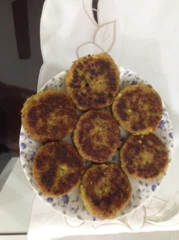 Noodle Cutlets - Plattershare - Recipes, Food Stories And Food Enthusiasts