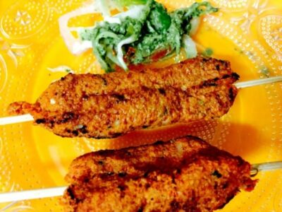 Petite Idli Picks With Sambhar Dip - Plattershare - Recipes, food stories and food enthusiasts