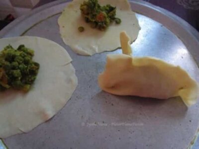 Mom's Potato-Free Vegetable Samosas: A Refreshingly Light Twist - Plattershare - Recipes, food stories and food lovers Mom's Potato-Free Vegetable Samosas: A Refreshingly Light Twist - Plattershare - Recipes, food stories and food lovers
