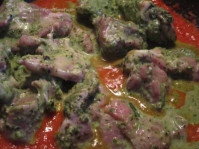 Seyal Ghosht: A Flavorful Sindhi Lamb Curry - Plattershare - Recipes, food stories and food lovers Seyal Ghosht: A Flavorful Sindhi Lamb Curry - Plattershare - Recipes, food stories and food lovers
