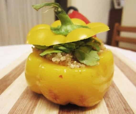 Quinoa Stuffed Peppers - Plattershare - Recipes, food stories and food lovers