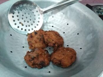 Instant Masal Vadai - Plattershare - Recipes, food stories and food lovers