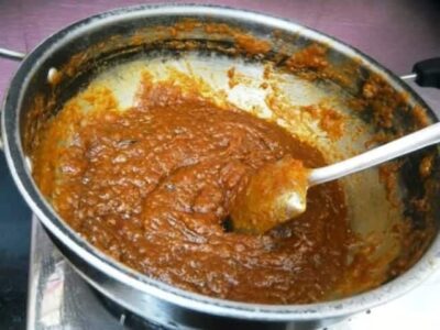 Tangy & Spicy Grated Raw Mango Pickle (Mangai Thokku) - Plattershare - Recipes, food stories and food lovers Tangy & Spicy Grated Raw Mango Pickle (Mangai Thokku) - Plattershare - Recipes, food stories and food lovers