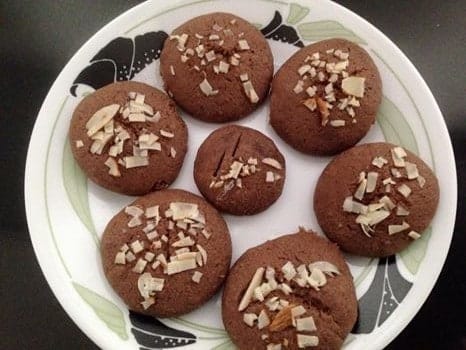 Instant Chocolate Cookies - Plattershare - Recipes, food stories and food lovers