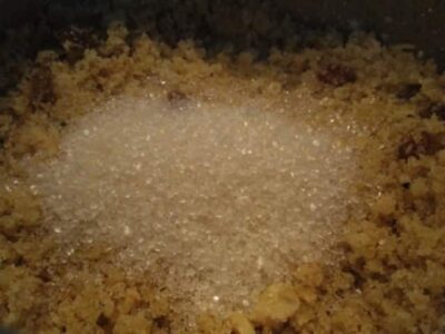 Healthy Quinoa Ladoos: A Delicious and Nutritious Indian Dessert - Plattershare - Recipes, food stories and food lovers Healthy Quinoa Ladoos: A Delicious and Nutritious Indian Dessert - Plattershare - Recipes, food stories and food lovers