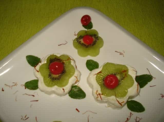 Kiwifruit Sandesh. - Plattershare - Recipes, food stories and food lovers