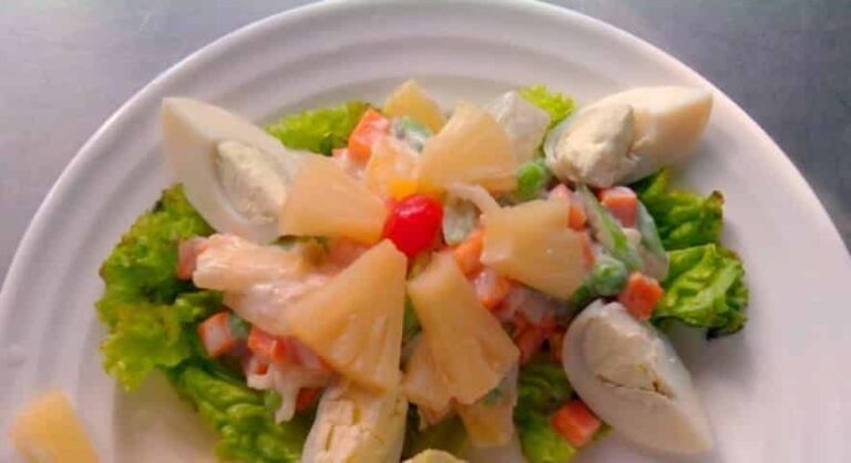 Russian Salad - Plattershare - Recipes, food stories and food lovers