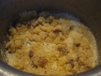 Healthy Quinoa Ladoos: A Delicious and Nutritious Indian Dessert - Plattershare - Recipes, food stories and food lovers Healthy Quinoa Ladoos: A Delicious and Nutritious Indian Dessert - Plattershare - Recipes, food stories and food lovers
