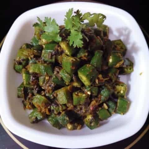 Hariyali Bhindi (Ladies Finger) - Plattershare - Recipes, Food Stories And Food Enthusiasts