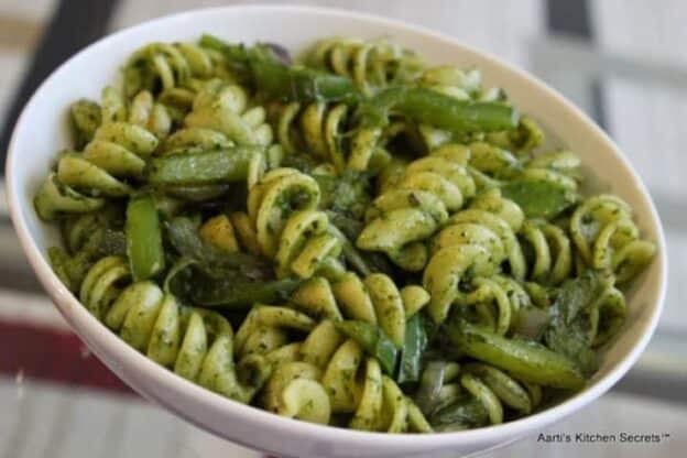 Spinach &Amp; Capsicum Pasta - Plattershare - Recipes, Food Stories And Food Enthusiasts