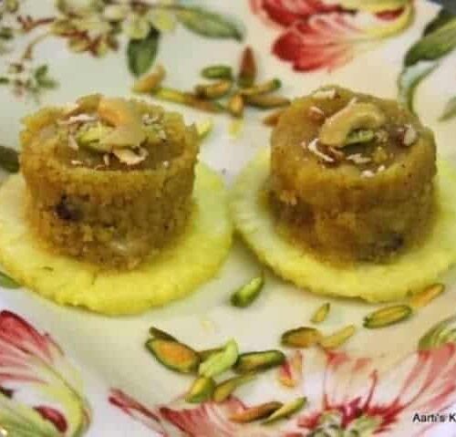 Pineapple & Semolina Halwa - Plattershare - Recipes, food stories and food enthusiasts