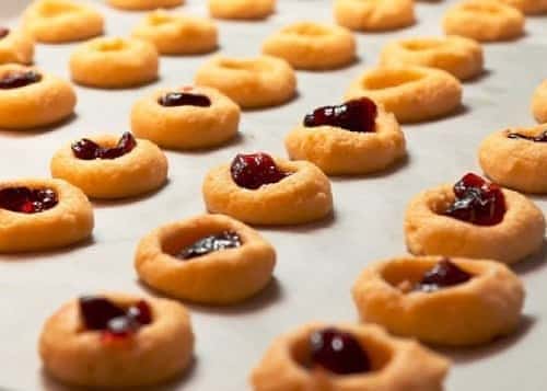 Jammy Cookies - Plattershare - Recipes, food stories and food enthusiasts