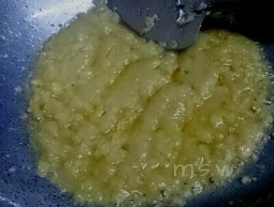 Divine Aloo Ka Halwa: A Melt-in-Your-Mouth Indian Potato Pudding - Plattershare - Recipes, food stories and food lovers Divine Aloo Ka Halwa: A Melt-in-Your-Mouth Indian Potato Pudding - Plattershare - Recipes, food stories and food lovers