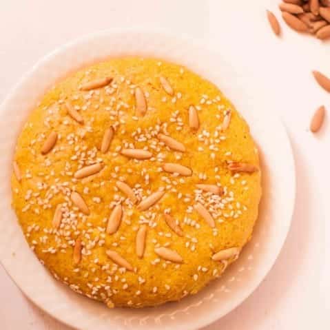 Turmeric Cake - Plattershare - Recipes, food stories and food lovers