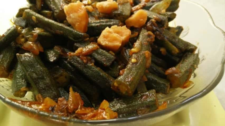 Khatti- Meethi Bhindi (Lady Finger/ Okra) Recipe - Plattershare - Recipes, food stories and food lovers