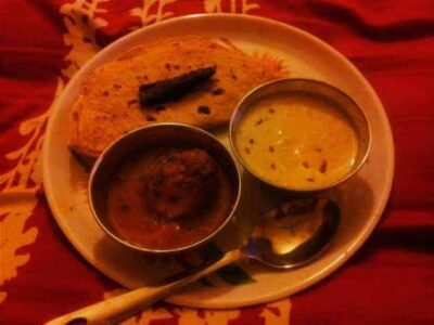Aloo Nazakat: Exquisite Potato and Paneer Curry - Plattershare - Recipes, food stories and food lovers Aloo Nazakat: Exquisite Potato and Paneer Curry - Plattershare - Recipes, food stories and food lovers