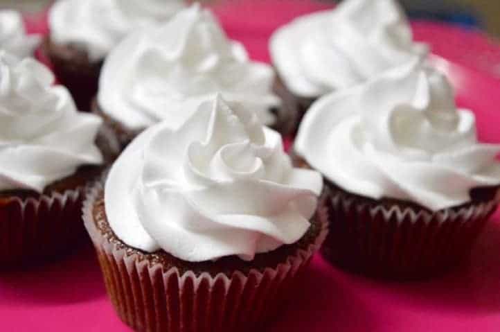 Cream Cheese Chocolaty Cupcakes - Plattershare - Recipes, food stories and food lovers
