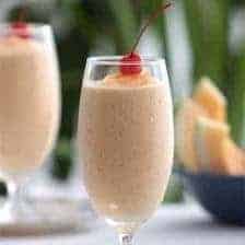 Muskmelon Delight With Strawberry Twist - Plattershare - Recipes, food stories and food lovers