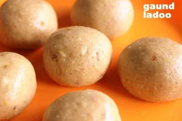 Gond Laddu (With Wheat Flour And Edible Gum) Winter Sweet - Plattershare - Recipes, Food Stories And Food Enthusiasts