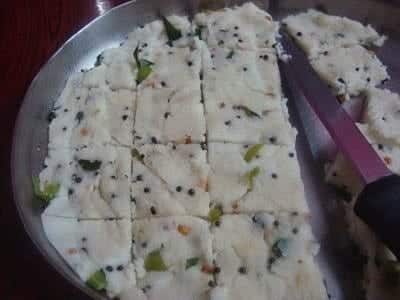 Spicy Buttermilk Porridge Cakes (More Koozh): A South Indian Tiffin - Plattershare - Recipes, food stories and food lovers Spicy Buttermilk Porridge Cakes (More Koozh): A South Indian Tiffin - Plattershare - Recipes, food stories and food lovers