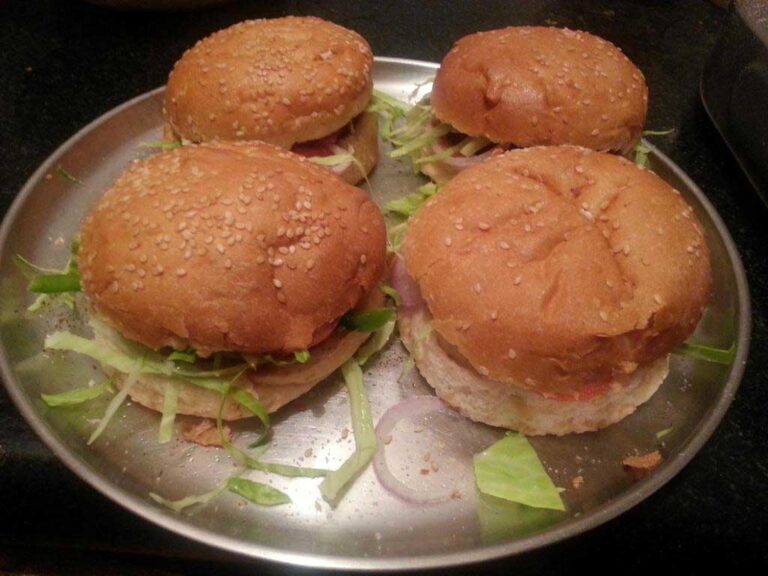 Vegetable Burger - Plattershare - Recipes, food stories and food lovers