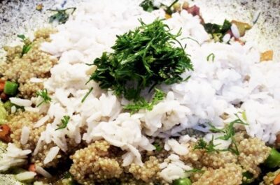 Healthy Quinoa Poha: A Delicious and Nutritious Twist on a Classic Indian Breakfast - Plattershare - Recipes, food stories and food lovers Healthy Quinoa Poha: A Delicious and Nutritious Twist on a Classic Indian Breakfast - Plattershare - Recipes, food stories and food lovers