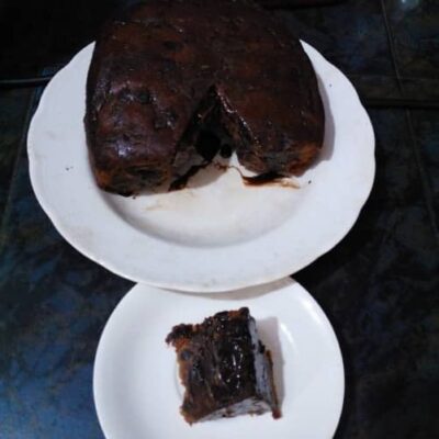 Irresistible Burmese Chocolate Raisin Cake (Lawa Cake) - Plattershare - Recipes, food stories and food lovers Irresistible Burmese Chocolate Raisin Cake (Lawa Cake) - Plattershare - Recipes, food stories and food lovers