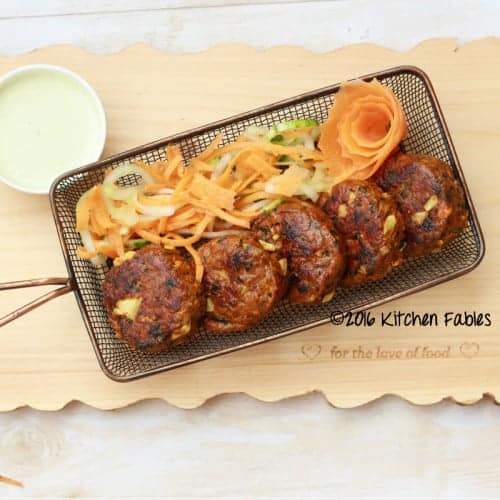 Shikampuri Memna Kebab From Licious With Creamy Basil & Garlic Dip - Plattershare - Recipes, food stories and food lovers