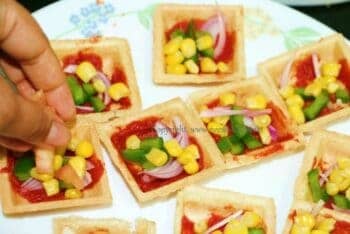 Canapes Pizza Cups - Plattershare - Recipes, food stories and food lovers