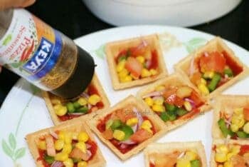 Canapes Pizza Cups - Plattershare - Recipes, food stories and food lovers