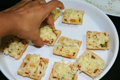 Mini Pizza Bites: Irresistible Canapé Cups - Plattershare - Recipes, food stories and food lovers Mini Pizza Bites: Irresistible Canapé Cups - Plattershare - Recipes, food stories and food lovers