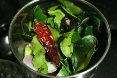 Tangy & Flavorful Kaffir Lime Leaf Pickle (Vepilakatti) - Plattershare - Recipes, food stories and food lovers Tangy & Flavorful Kaffir Lime Leaf Pickle (Vepilakatti) - Plattershare - Recipes, food stories and food lovers