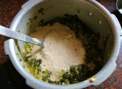 Creamy Amaranth Gravy (Keerai Masiyal): A South Indian Delight - Plattershare - Recipes, food stories and food lovers Creamy Amaranth Gravy (Keerai Masiyal): A South Indian Delight - Plattershare - Recipes, food stories and food lovers