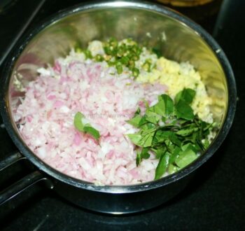 Karupu Ulundu Kollu Vadai | Black Urad Dhal & Horsegram Fritters - Plattershare - Recipes, food stories and food lovers