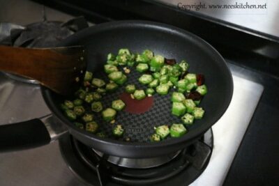 Healthy & Flavorful Black Rice Spaghetti with Okra and Basil - Plattershare - Recipes, food stories and food lovers Healthy & Flavorful Black Rice Spaghetti with Okra and Basil - Plattershare - Recipes, food stories and food lovers