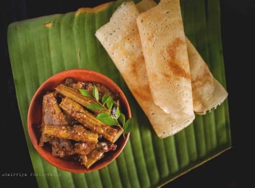 Murungakkai Kuzhambu /Drumstick In Spiced Tamarind Gravy - Plattershare - Recipes, food stories and food lovers