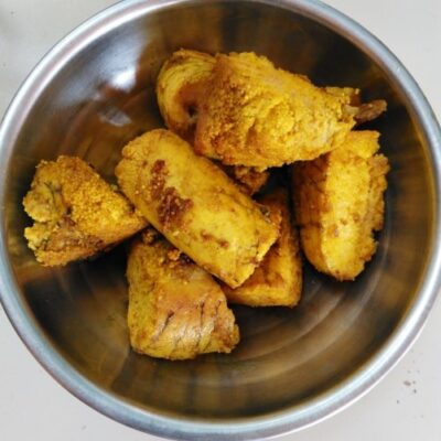 Authentic Bangladeshi Fish Egg Curry: A Flavorful Monsoon Season Delight - Plattershare - Recipes, food stories and food lovers Authentic Bangladeshi Fish Egg Curry: A Flavorful Monsoon Season Delight - Plattershare - Recipes, food stories and food lovers