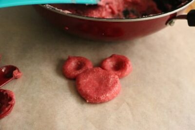 Adorable Minnie Mouse Kaju Katli: A Festive Indian Treat - Plattershare - Recipes, food stories and food lovers Adorable Minnie Mouse Kaju Katli: A Festive Indian Treat - Plattershare - Recipes, food stories and food lovers