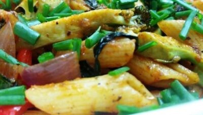 Vibrant Vegetable Penne with Spicy Arrabbiata Sauce - Plattershare - Recipes, food stories and food lovers Vibrant Vegetable Penne with Spicy Arrabbiata Sauce - Plattershare - Recipes, food stories and food lovers