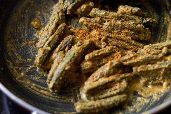 Rajasthani Besan Bhindi - Plattershare - Recipes, Food Stories And Food Enthusiasts