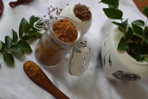 Flax Seeds And Curry Leaves Powder - Plattershare - Recipes, Food Stories And Food Enthusiasts